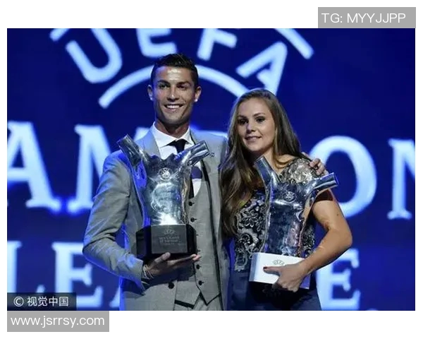 足球明星实力对比谁是当今最强球员的排名分析与讨论