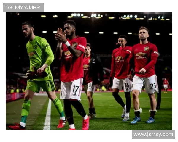 香港足球明星阵容揭晓球迷期待新赛季精彩表现与辉煌成就